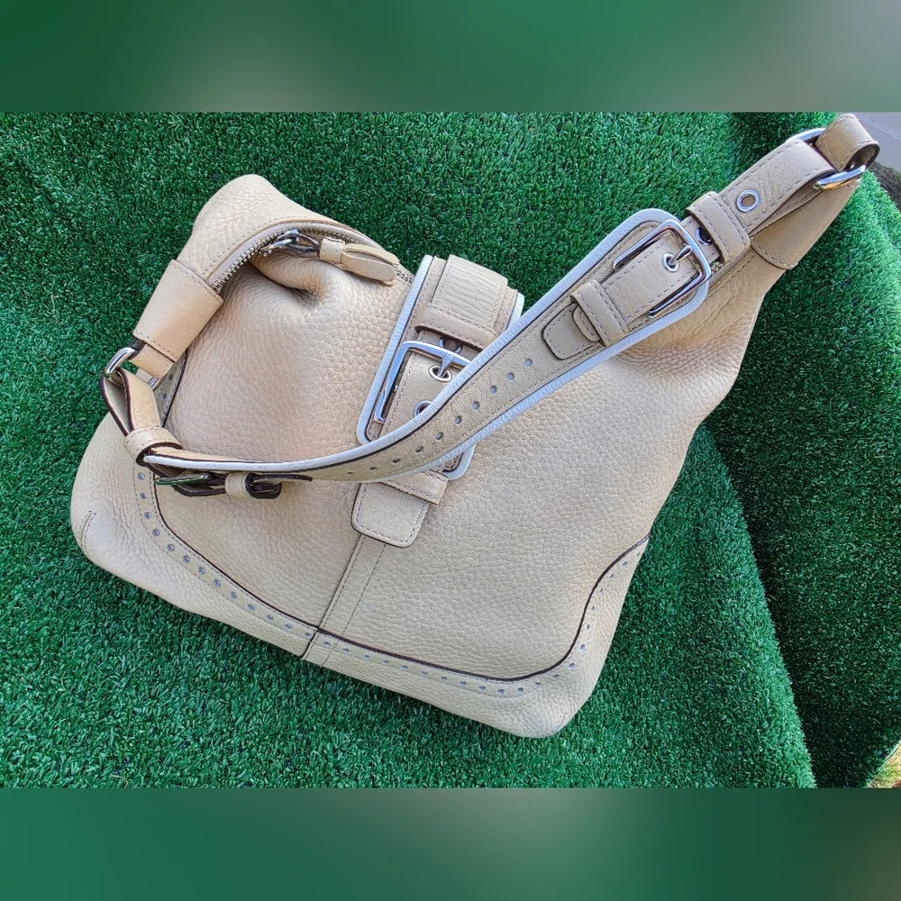 Coach Vintage Hampton Soho Boho Shoulder Bag. 2025 - Picture 6 of 16